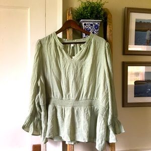 Cato Desert Sage Peplum Top Elastic Waist Sz 22/24